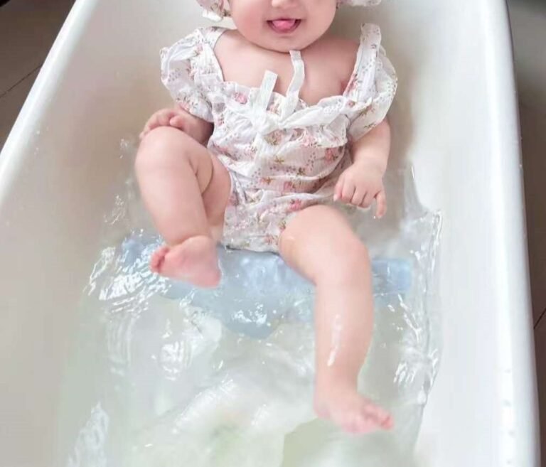 How To Clean Baby’s Silicone Bath?