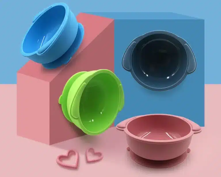 Silicone bowls vs. plastic bowls Which one is the best choice for babies